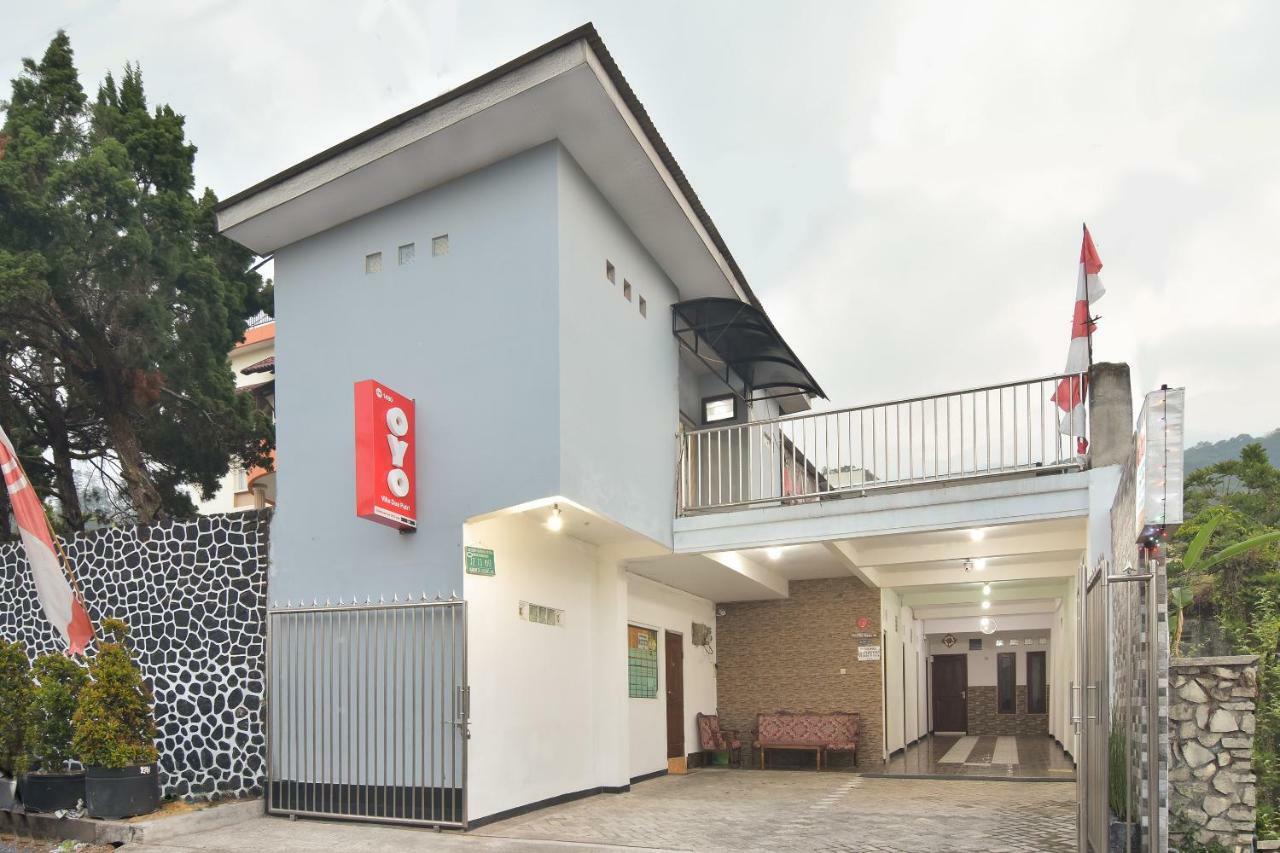 Dua Putri Villa Pasuruan Exterior foto