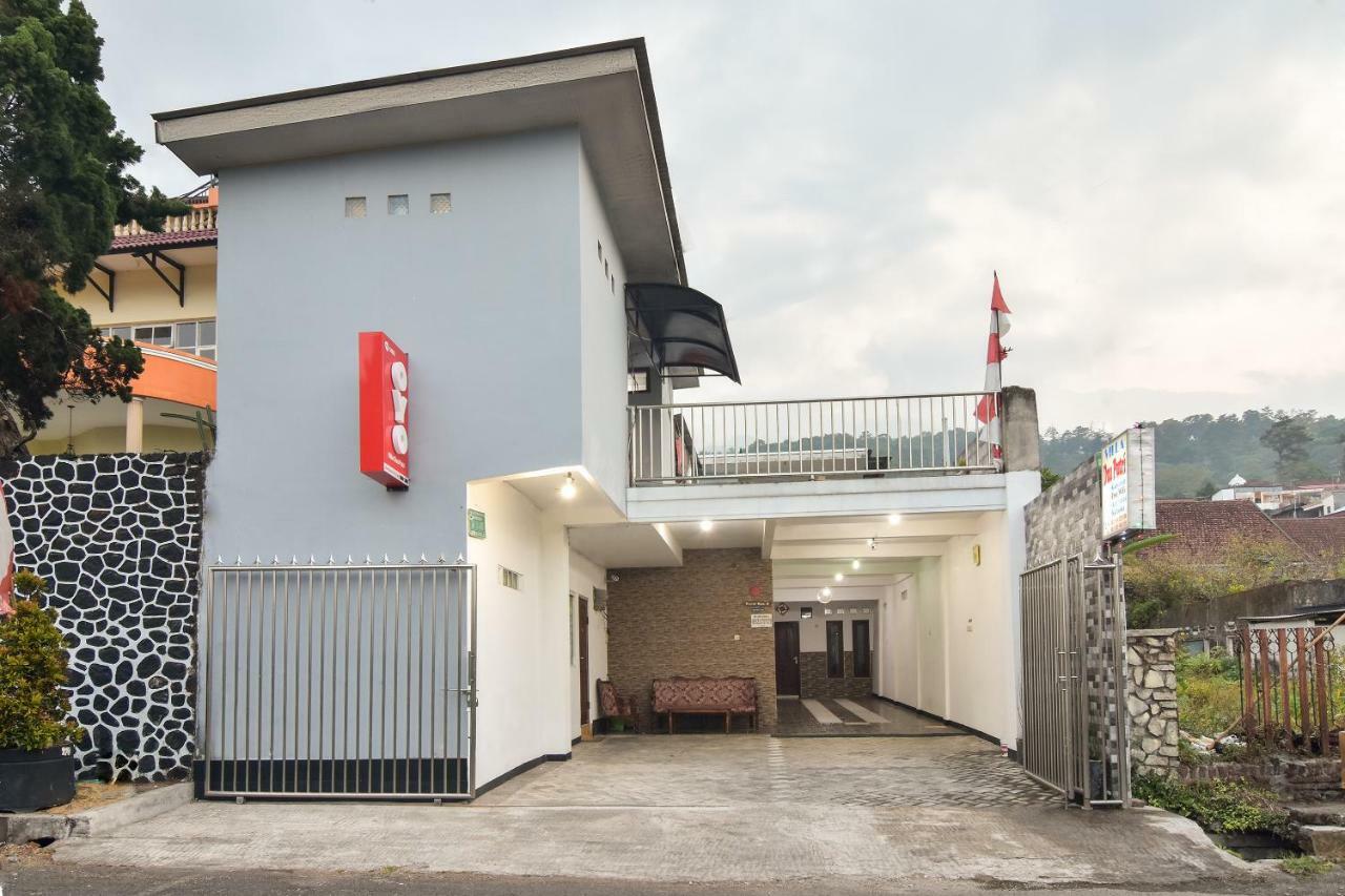 Dua Putri Villa Pasuruan Exterior foto